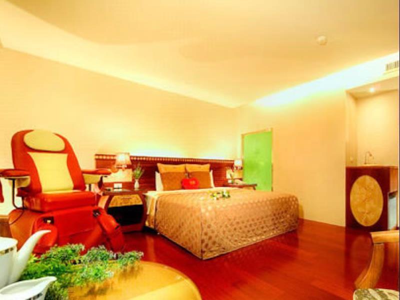 England Business Motel Yilan Extérieur photo